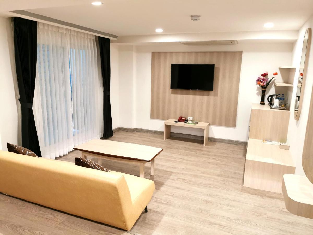 Sakol Hotel Хатъяй Экстерьер фото