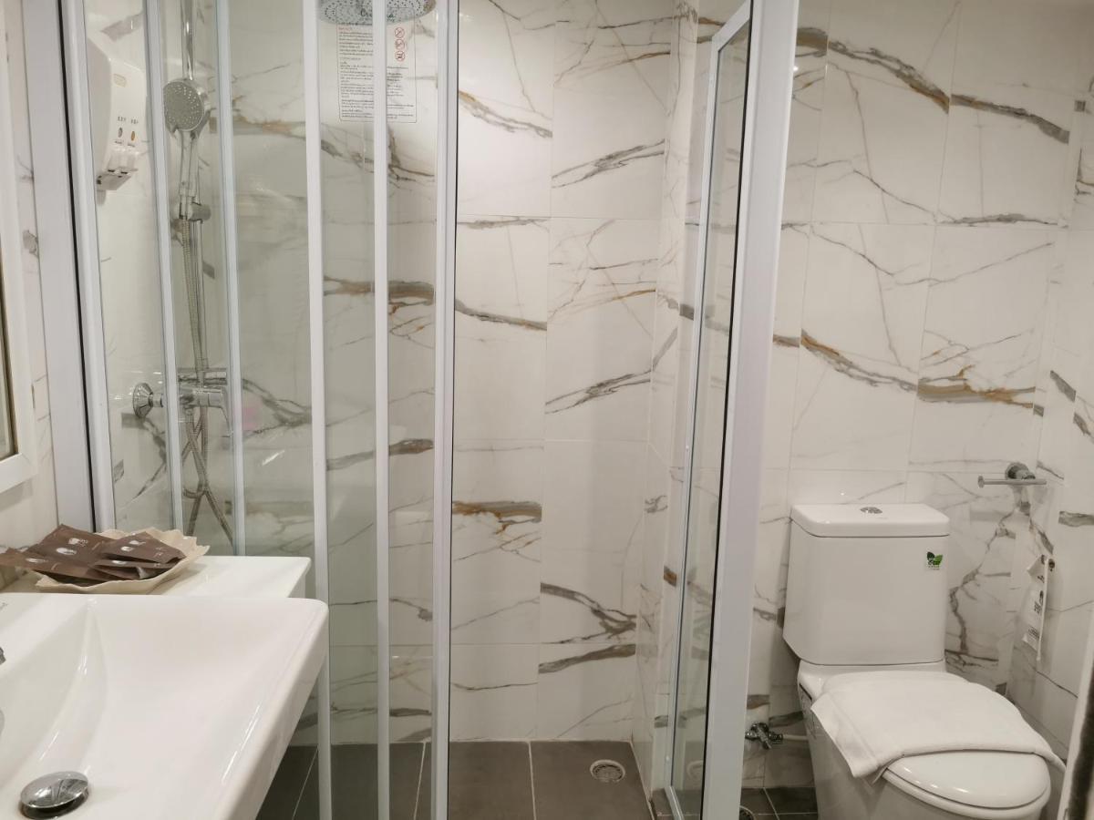 Sakol Hotel Хатъяй Экстерьер фото