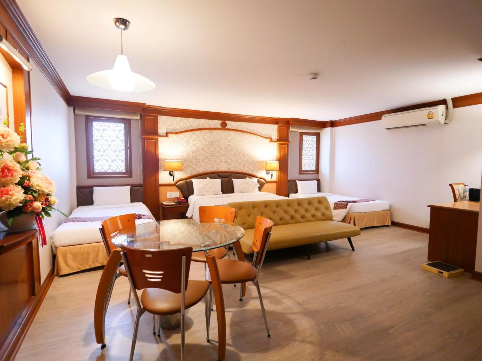 Sakol Hotel Хатъяй Экстерьер фото