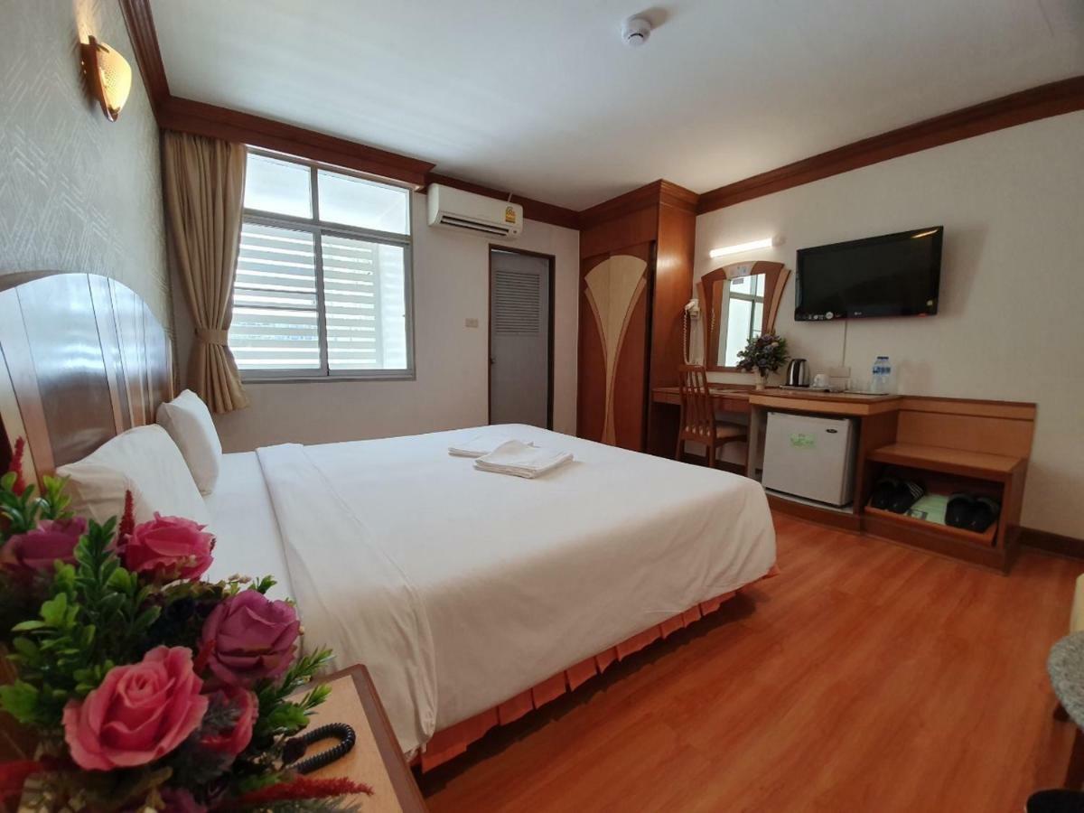 Sakol Hotel Хатъяй Экстерьер фото